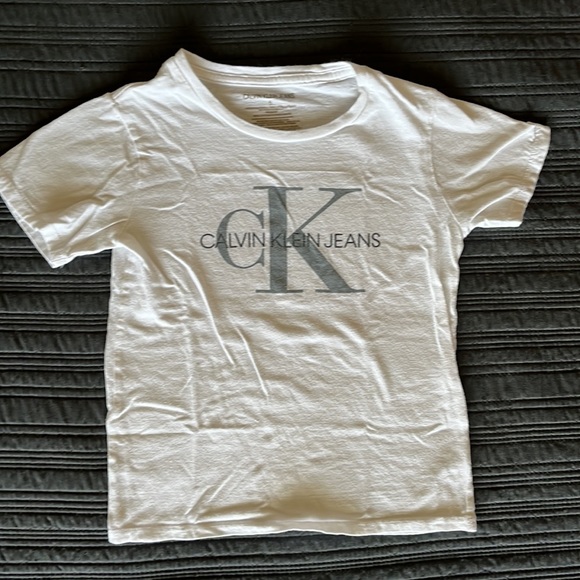 Bundle of boys white tees - Picture 5 of 10